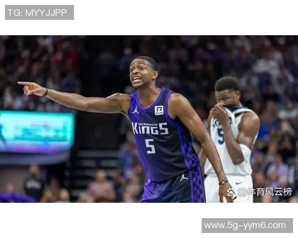 爱德华兹复出首战表现平平13投5中仅得15分正负值惨淡25 爱德华兹复出首战表现平平13投5中仅得15分正负值惨淡25