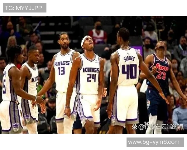 福克斯上半场火力全开11投8中狂砍19分助球队掌控局势 福克斯上半场火力全开11投8中狂砍19分助球队掌控局势