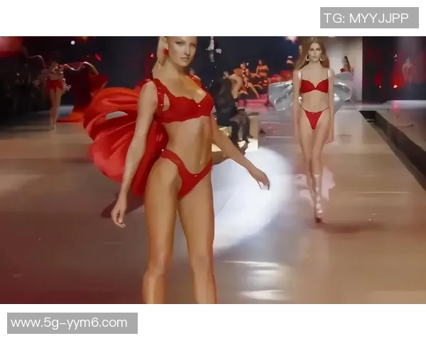 索菲坎宁安重燃儿时梦想里斯走维密秀激励她追逐时尚之路